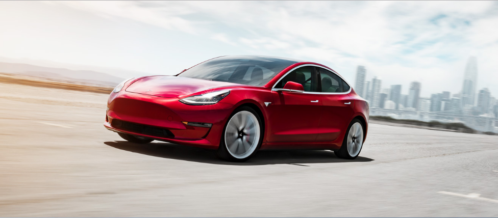 spesifikasi-mobil-listrik-tesla