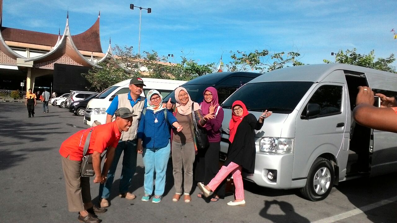 sewa-mobil-di-padang-untuk-rayakan-libur-akhir-tahun