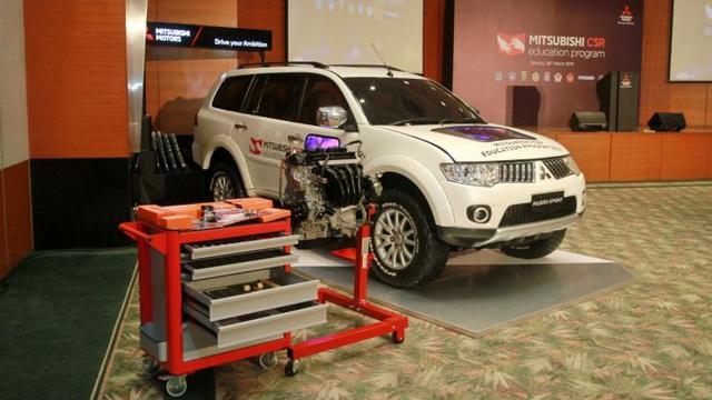 9-mobil-mitsubishi-jadi-alat-praktik-siswa-smk