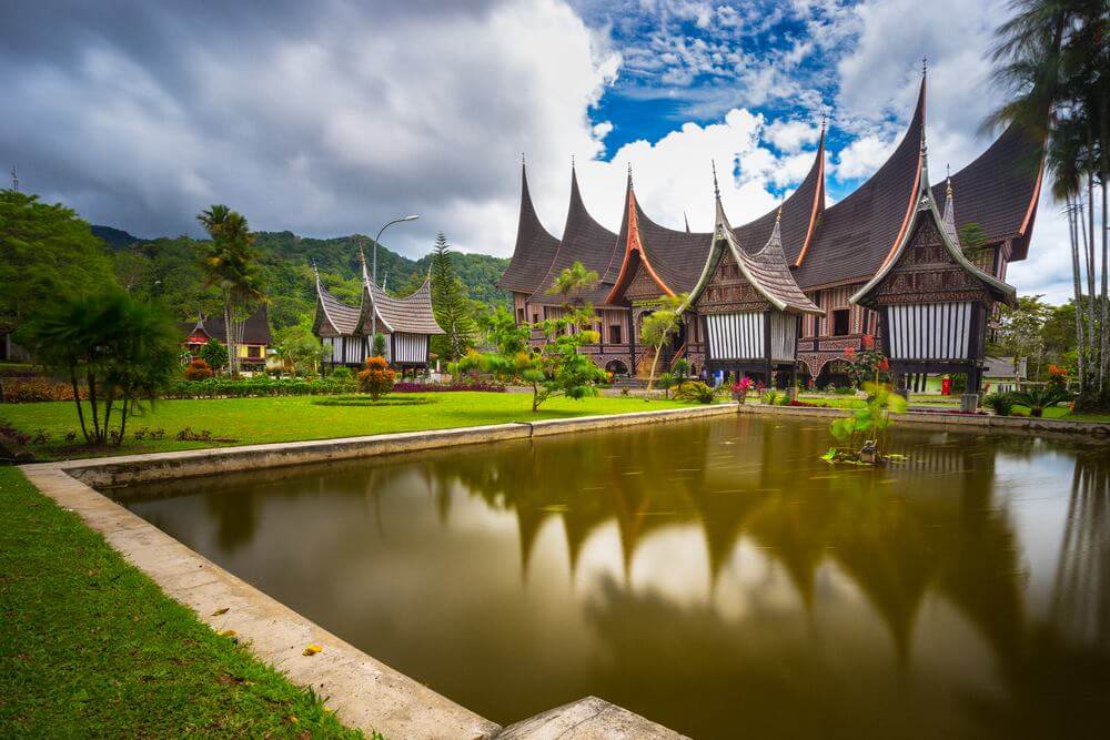 Wisata Rumah Gadang